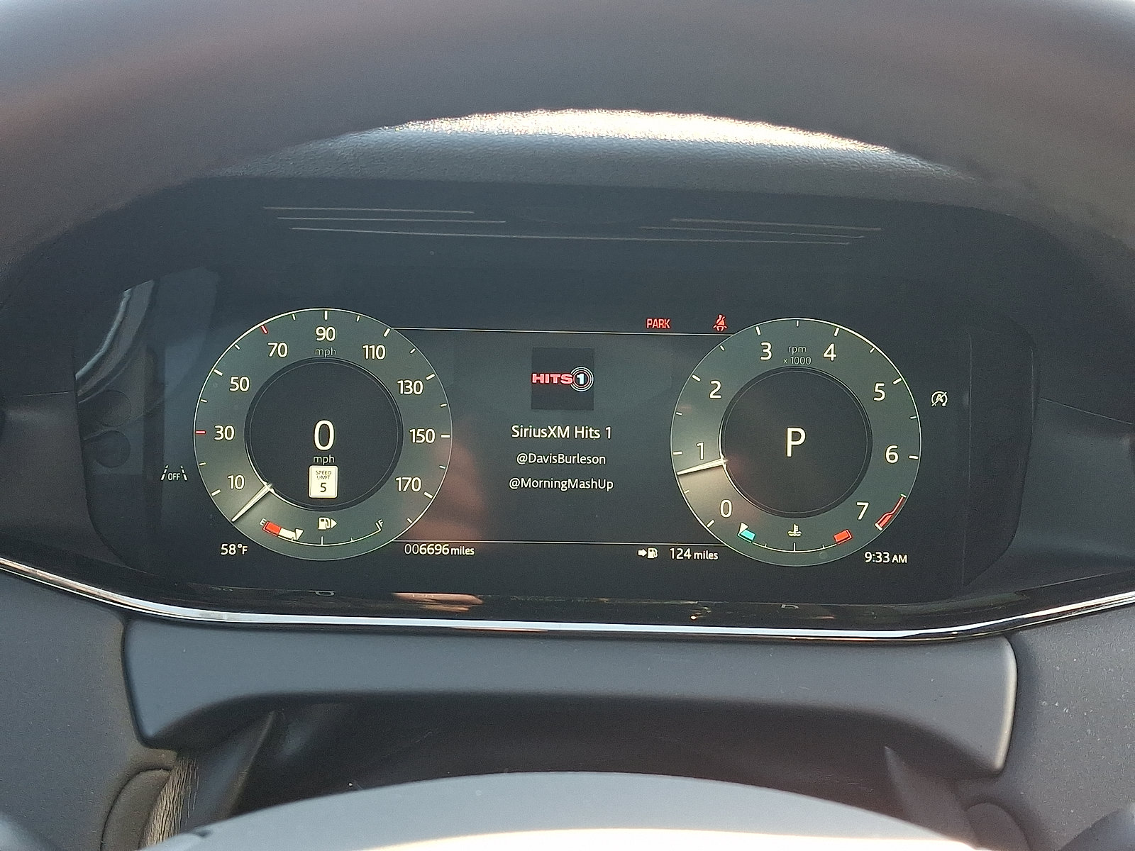 Certified 2026 Land Rover Range Rover Evoque S AWD/4WD image 8