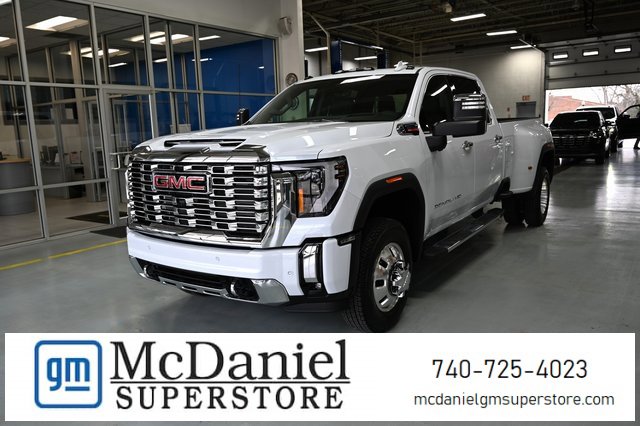 New 2026 GMC Sierra 3500 Denali w/ Denali Reserve Package