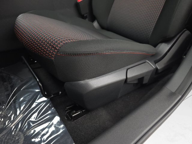 New 2027 Nissan Sentra SR w/ SR All Weather Package FWD image 30