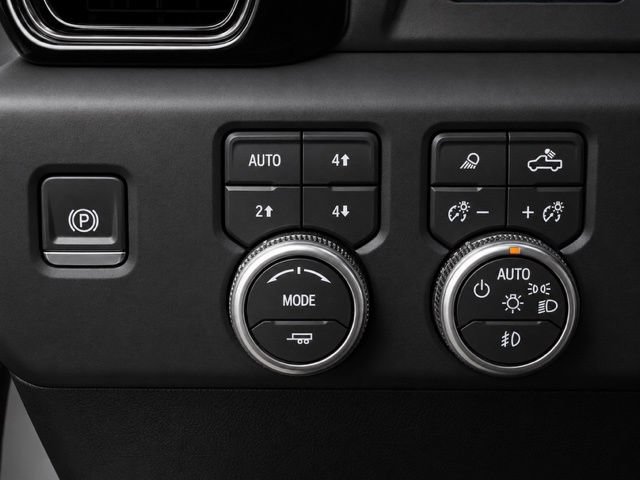 Used 2026 GMC Sierra 2500 AT4 AWD/4WD image 18