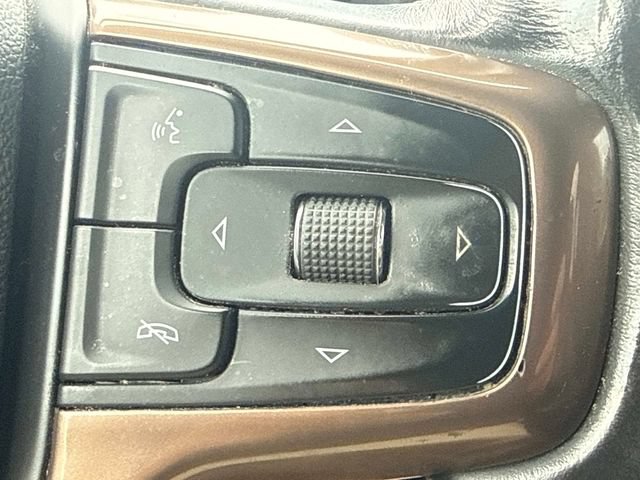 Used 2022 Chevrolet Silverado 3500 High Country AWD/4WD image 24