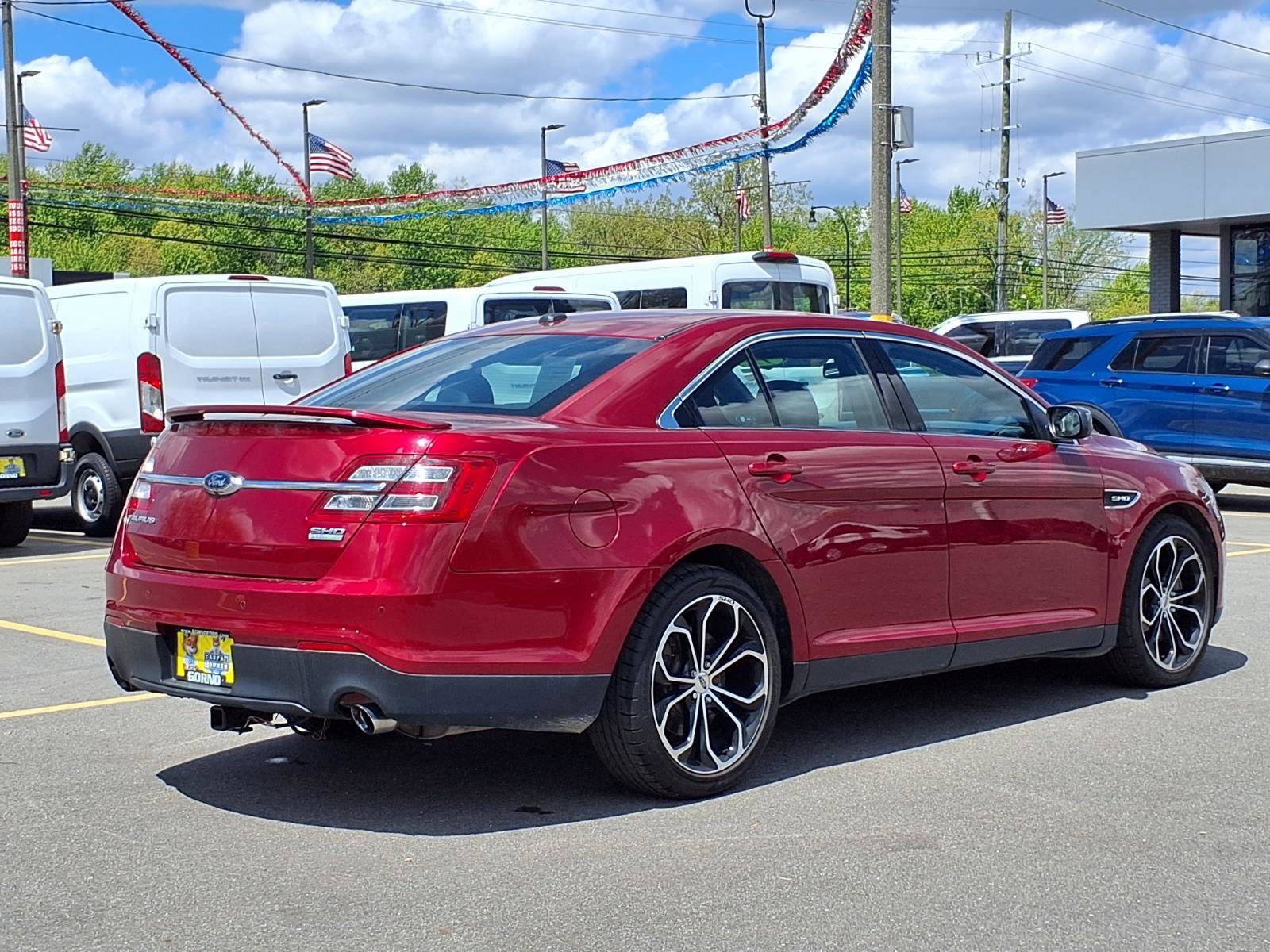 Used 2017 Ford Taurus SHO AWD/4WD image 2