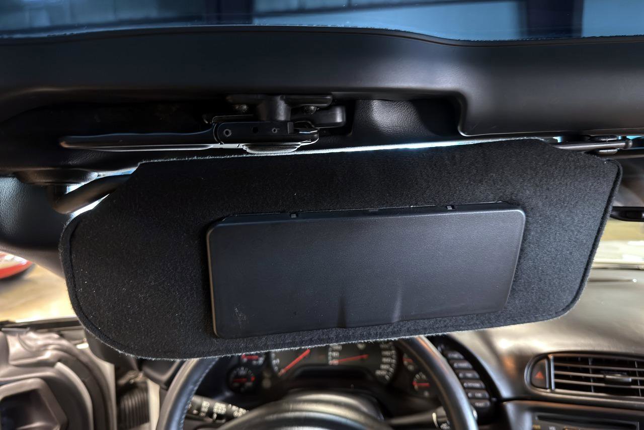 Used 1997 Chevrolet Corvette Coupe w/ Memory Pkg RWD image 77