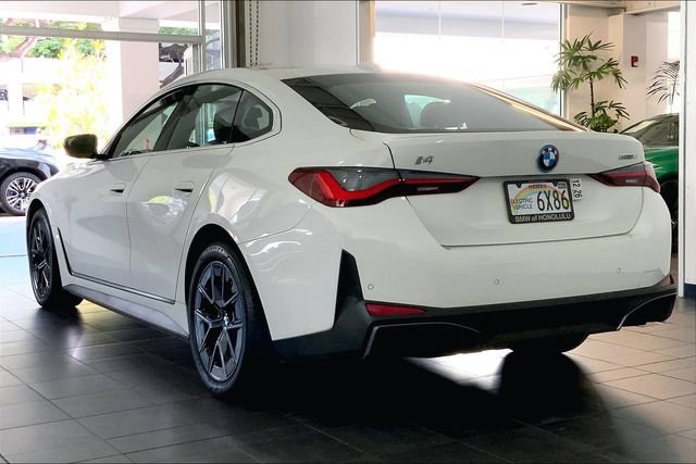 Used 2025 BMW i4 eDrive40 RWD image 5