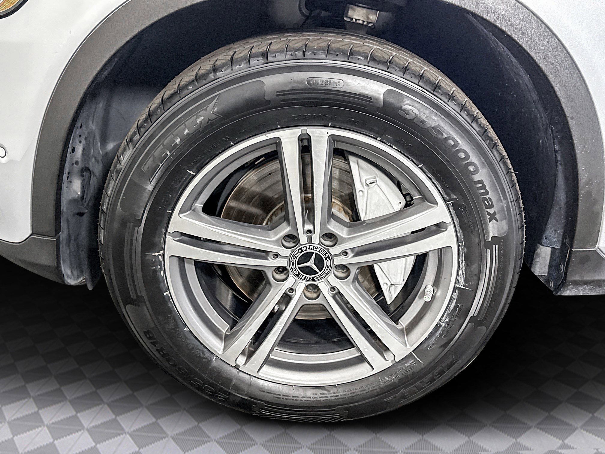 Used 2022 Mercedes-Benz GLC 300 w/ Premium Package Lite image 38