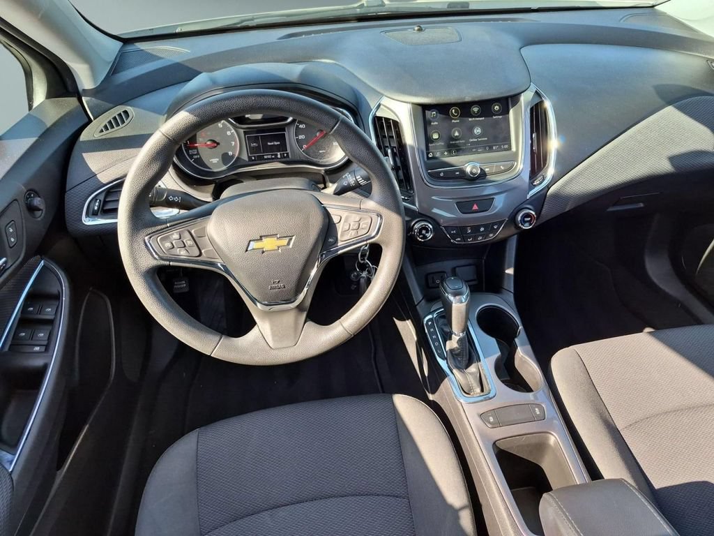 Certified 2019 Chevrolet Cruze LS w/ LS Convenience Package FWD image 20