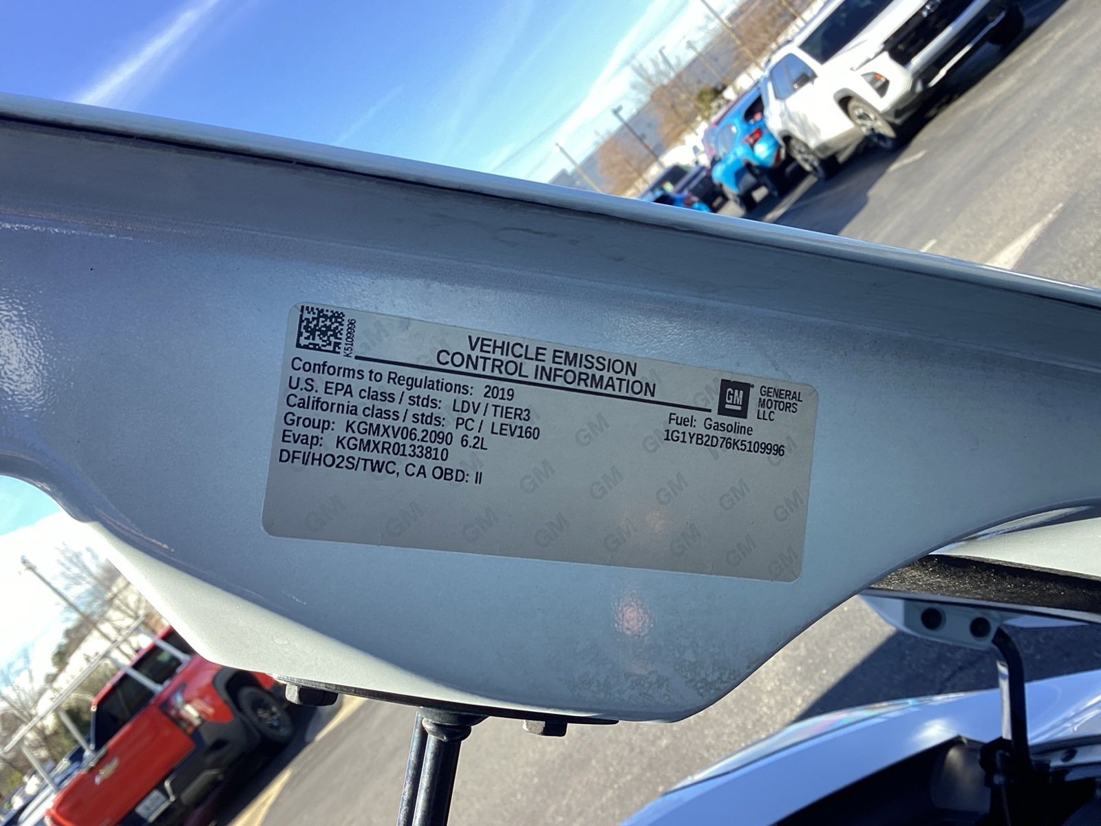 Used 2019 Chevrolet Corvette Stingray Coupe w/ Carbon Flash Badge Package image 19