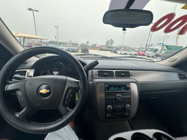 Used 2010 Chevrolet Avalanche LS image 13