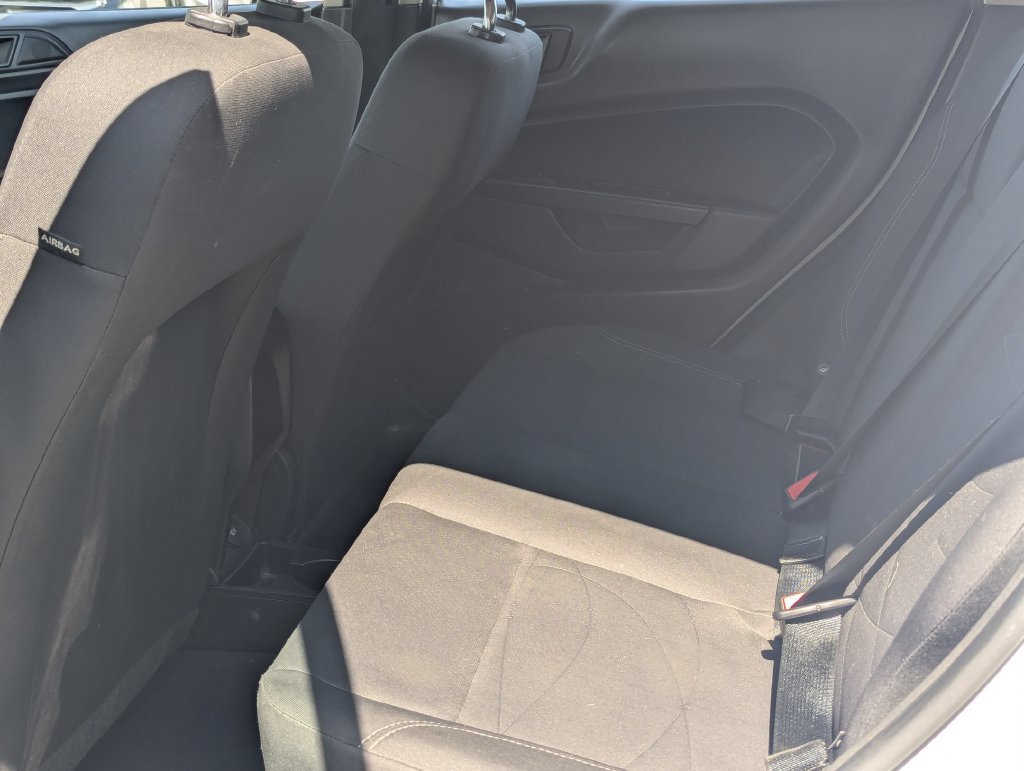 Used 2018 Ford Fiesta SE FWD image 20