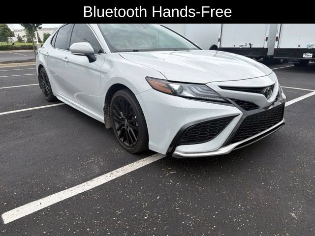 Used 2023 Toyota Camry XSE w/ Cold Weather Package AWD/4WD image 3