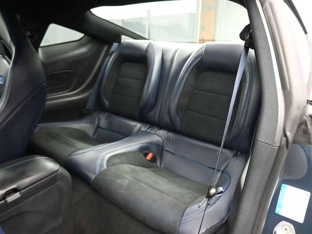 Used 2025 Ford Mustang Dark Horse image 33