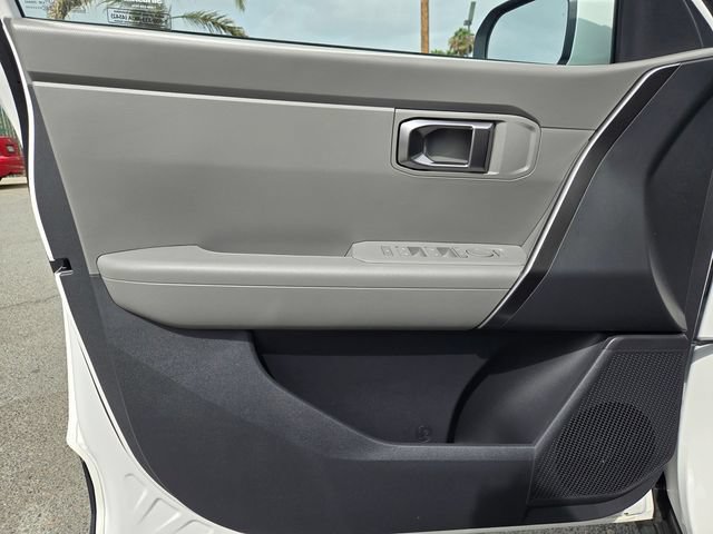 New 2027 Kia Seltos LX FWD image 14