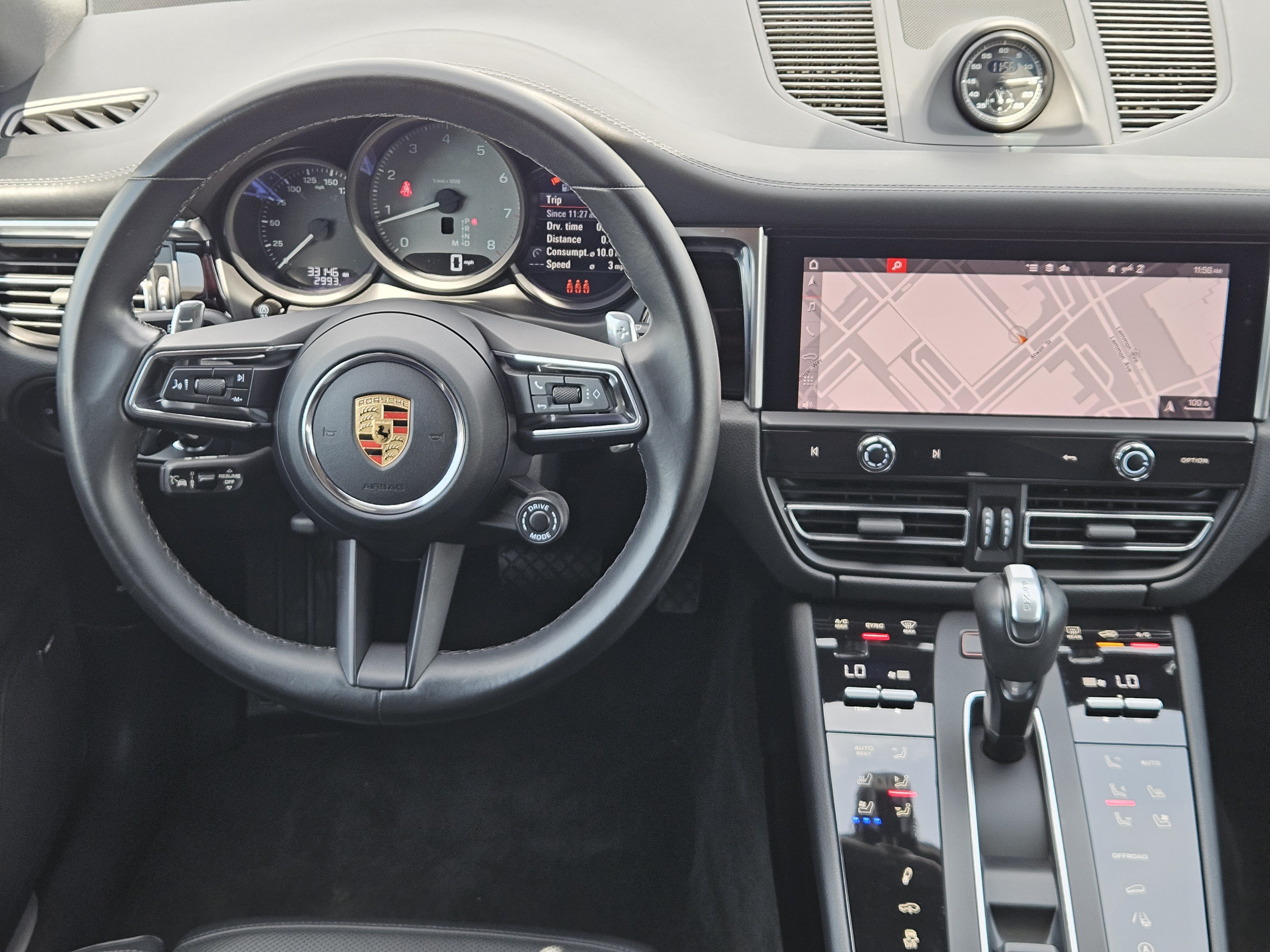 Certified 2023 Porsche Macan S AWD/4WD image 25