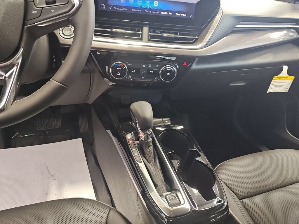 New 2025 Chevrolet Trax ACTIV w/ Driver Confidence Package FWD image 11