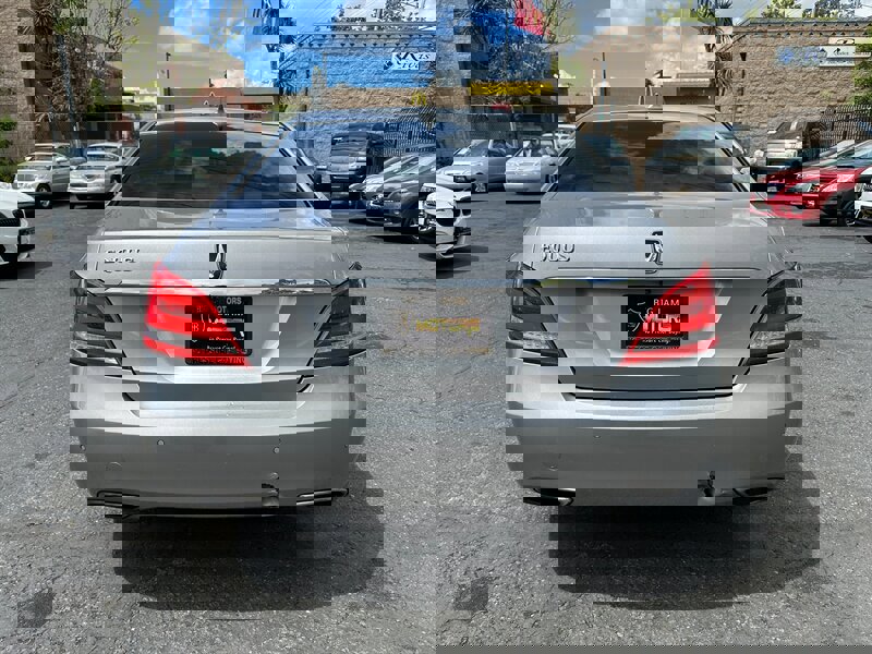 Used 2014 Hyundai Equus Signature RWD image 6