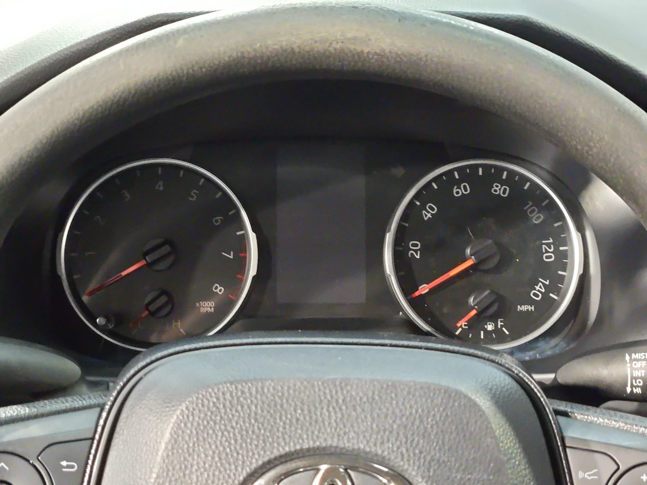 Used 2022 Toyota RAV4 LE FWD image 15