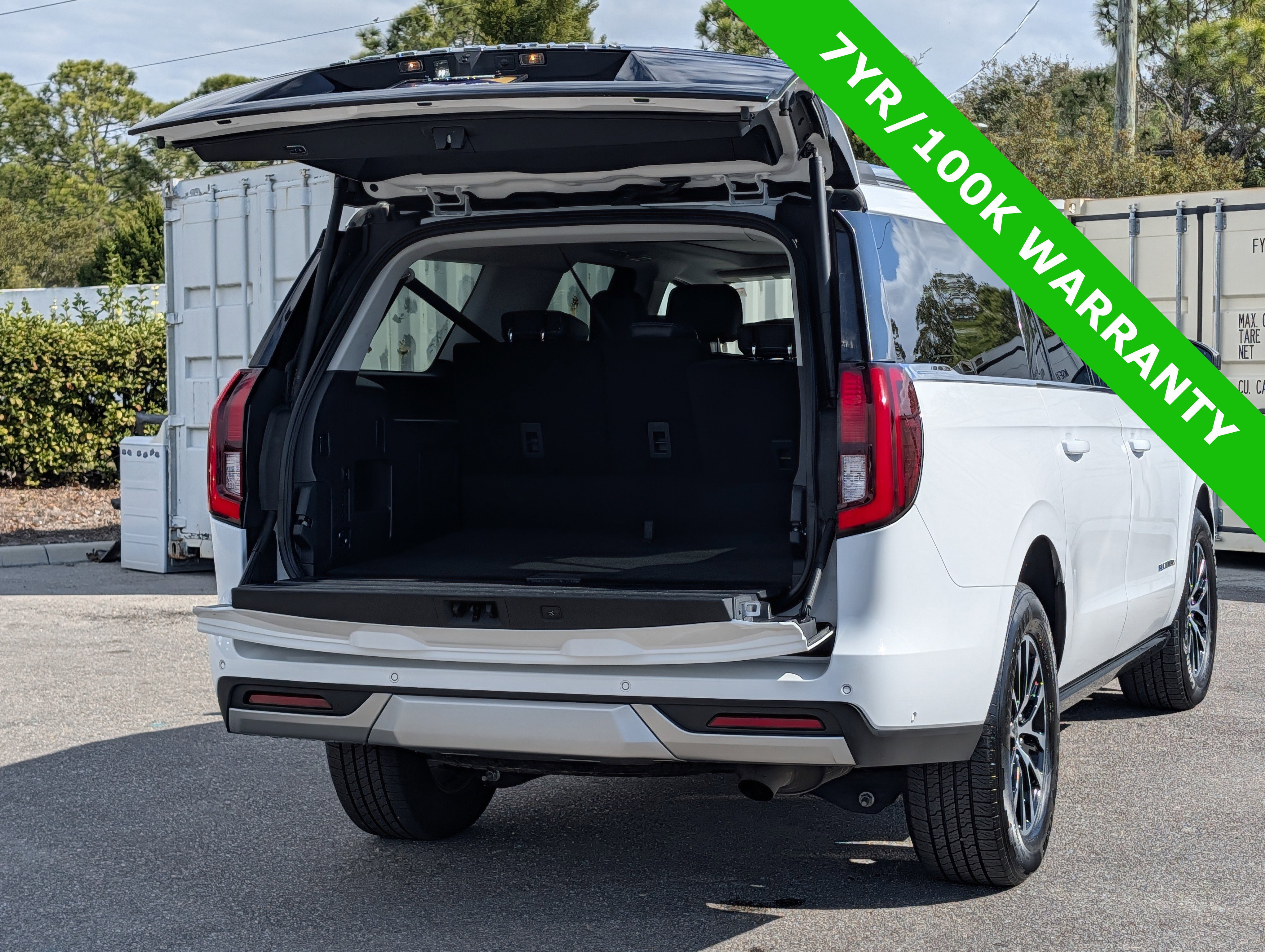 Certified 2025 Ford Expedition Max Platinum image 15