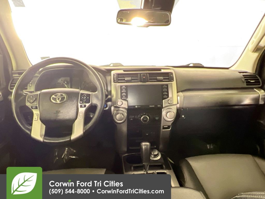 Used 2020 Toyota 4Runner 4WD image 7
