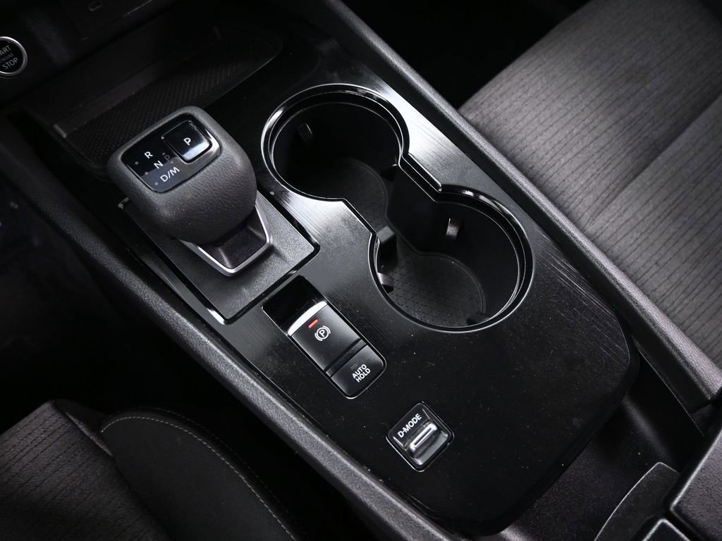 Used 2023 Nissan Rogue SV image 28