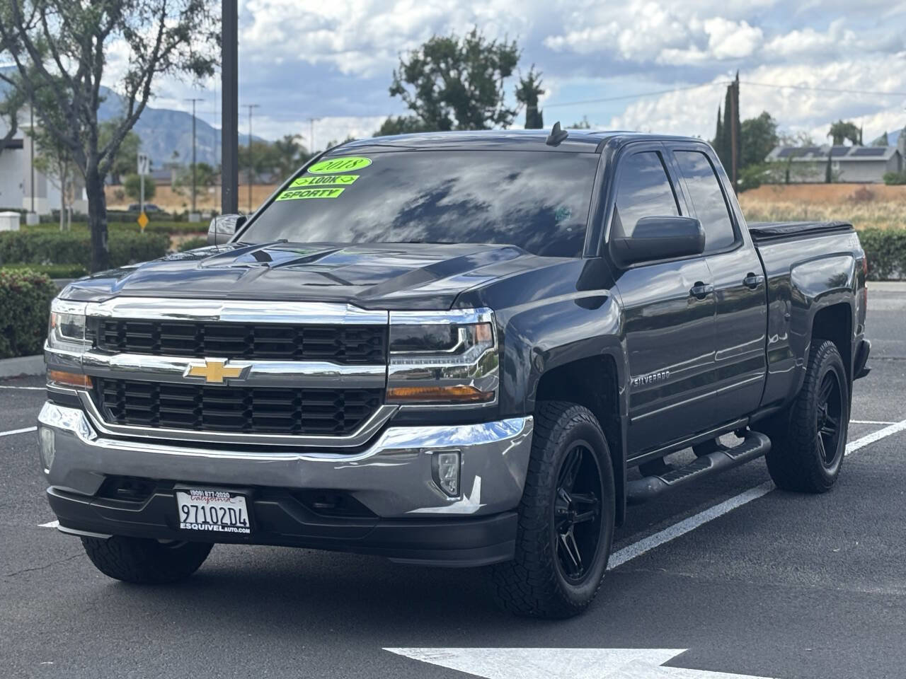 Used 2018 Chevrolet Silverado 1500 LT w/ All Star Edition AWD/4WD image 2