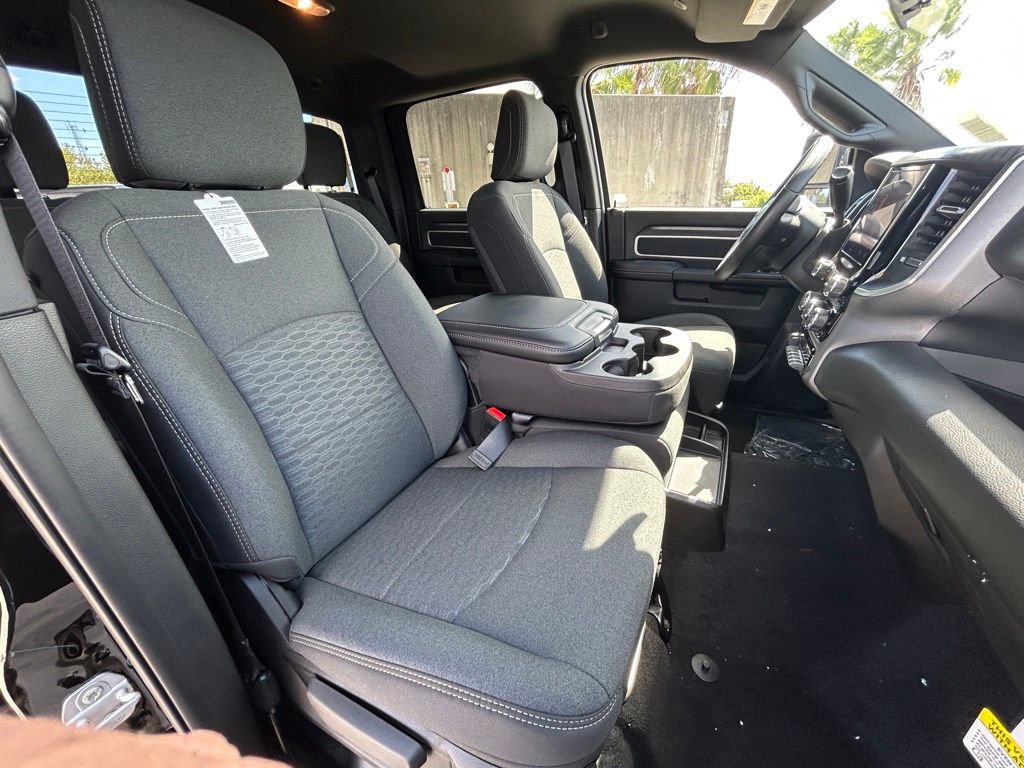 New 2025 RAM 2500 Big Horn image 34