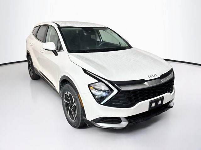 Certified 2023 Kia Sportage LX AWD/4WD image 3