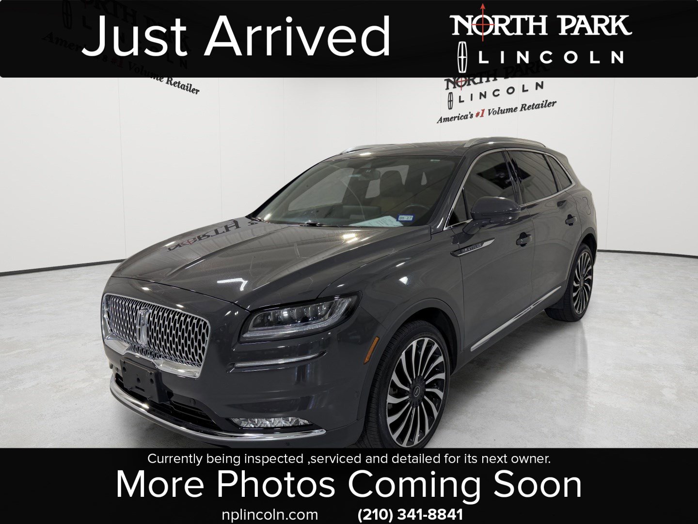 Used 2023 Lincoln Nautilus Black Label w/ Class II Trailer Tow Package AWD/4WD image 1