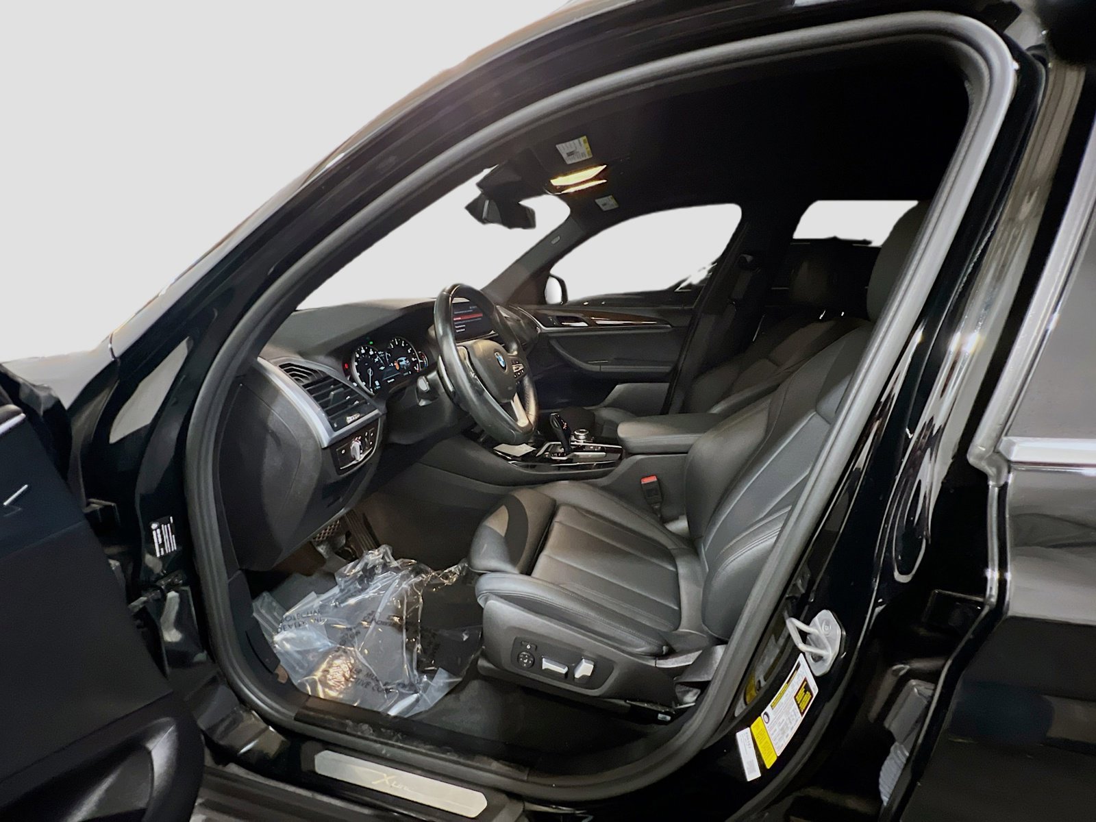 Used 2021 BMW X3 sDrive30i w/ Convenience Package image 16