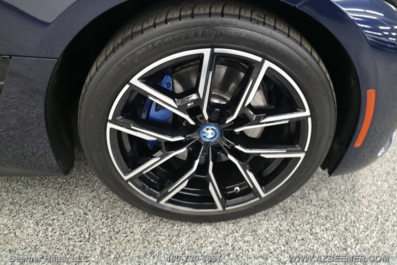 Used 2023 BMW i4 eDrive40 w/ M Sport Package RWD image 19