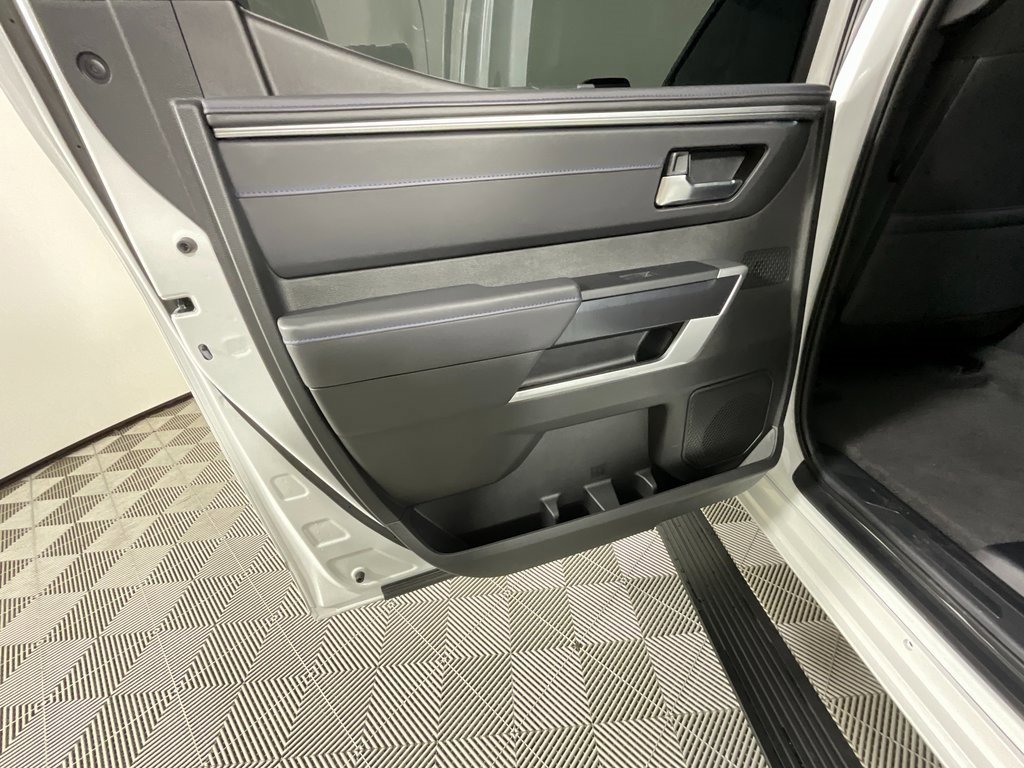 Used 2025 Toyota Tundra Platinum image 26