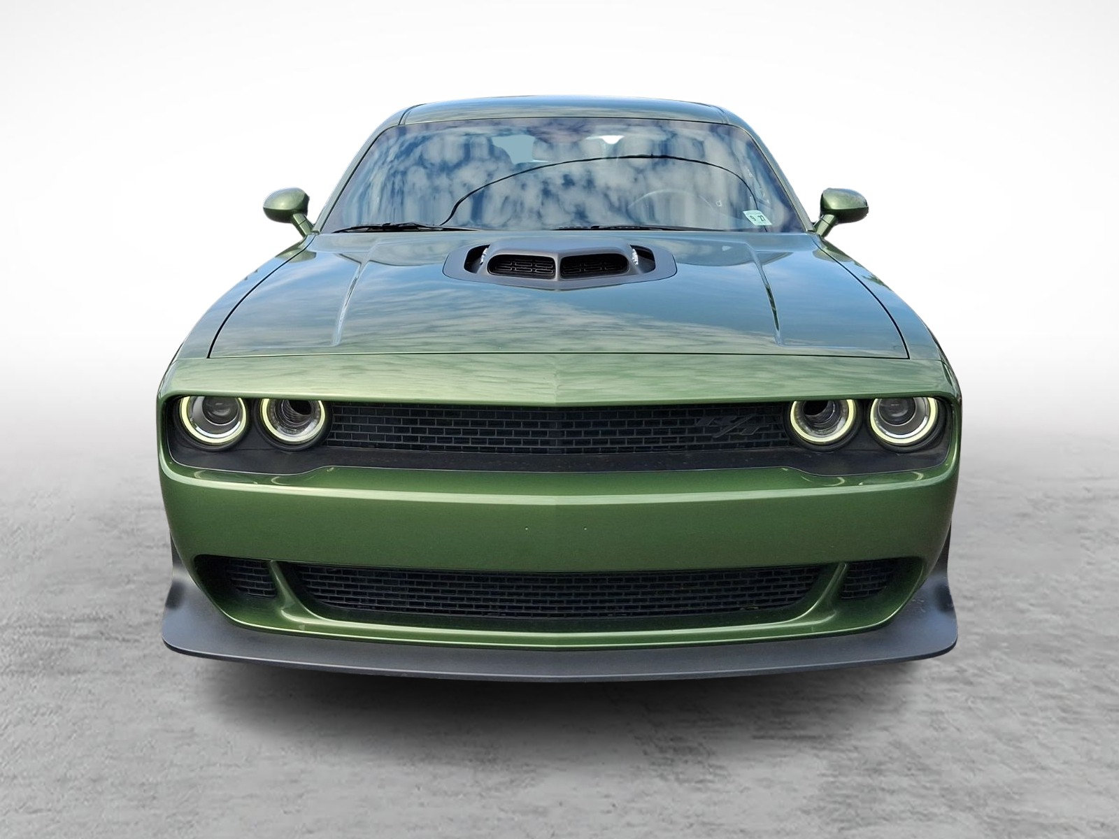Used 2022 Dodge Challenger R/T Scat Pack RWD image 2