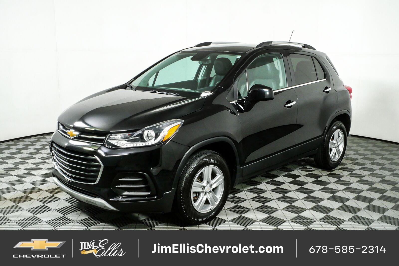 Certified 2020 Chevrolet Trax LT w/ LT Convenience Package AWD/4WD image 23