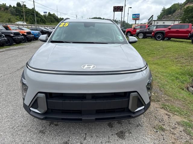 Used 2025 Hyundai Kona SEL AWD/4WD image 8
