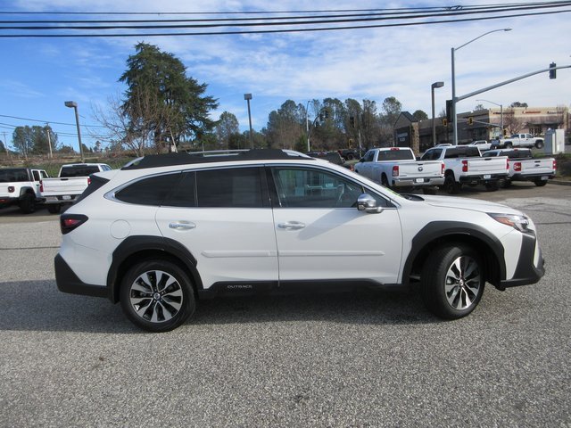 Used 2025 Subaru Outback Touring w/ Popular Package #2 image 3