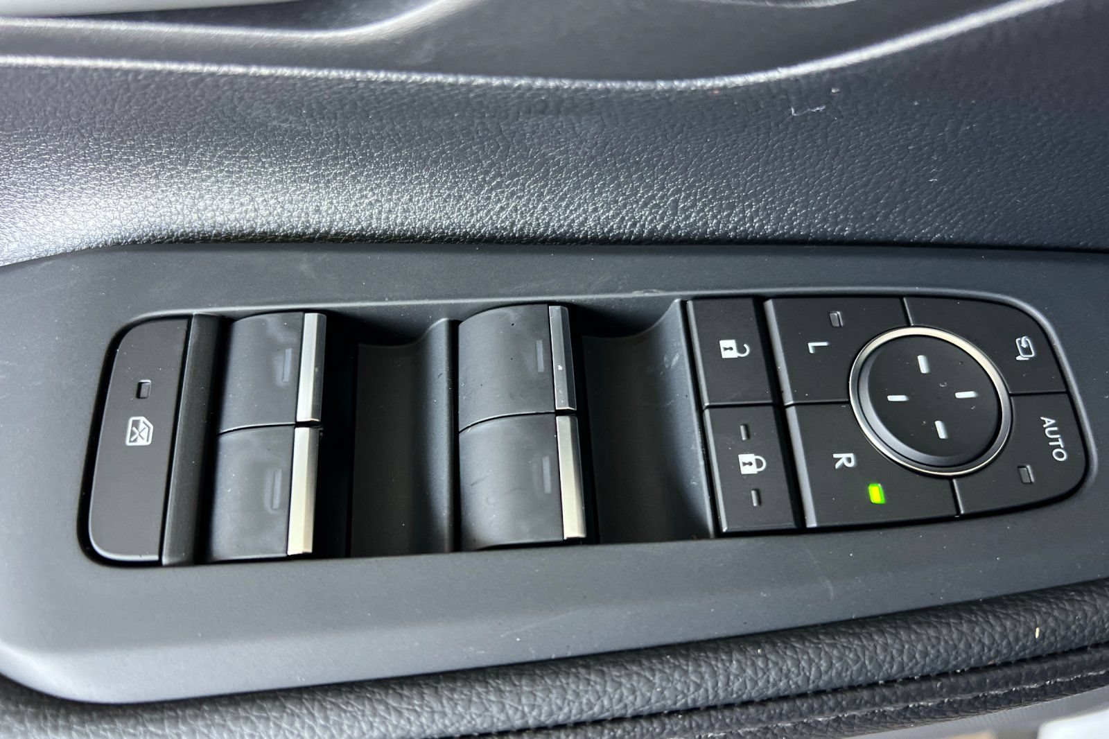 New 2026 Toyota Grand Highlander AWD Hybrid image 8