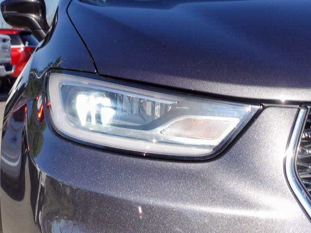 Used 2022 Chrysler Pacifica Touring-L image 3