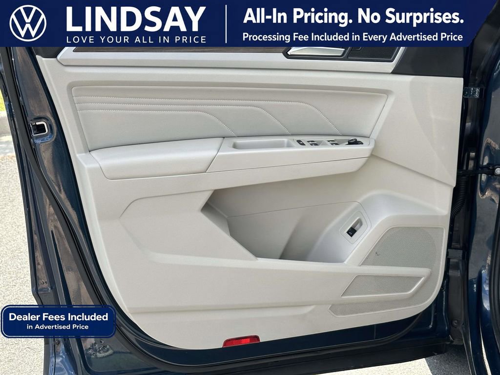 Certified 2023 Volkswagen Atlas SEL AWD/4WD image 9