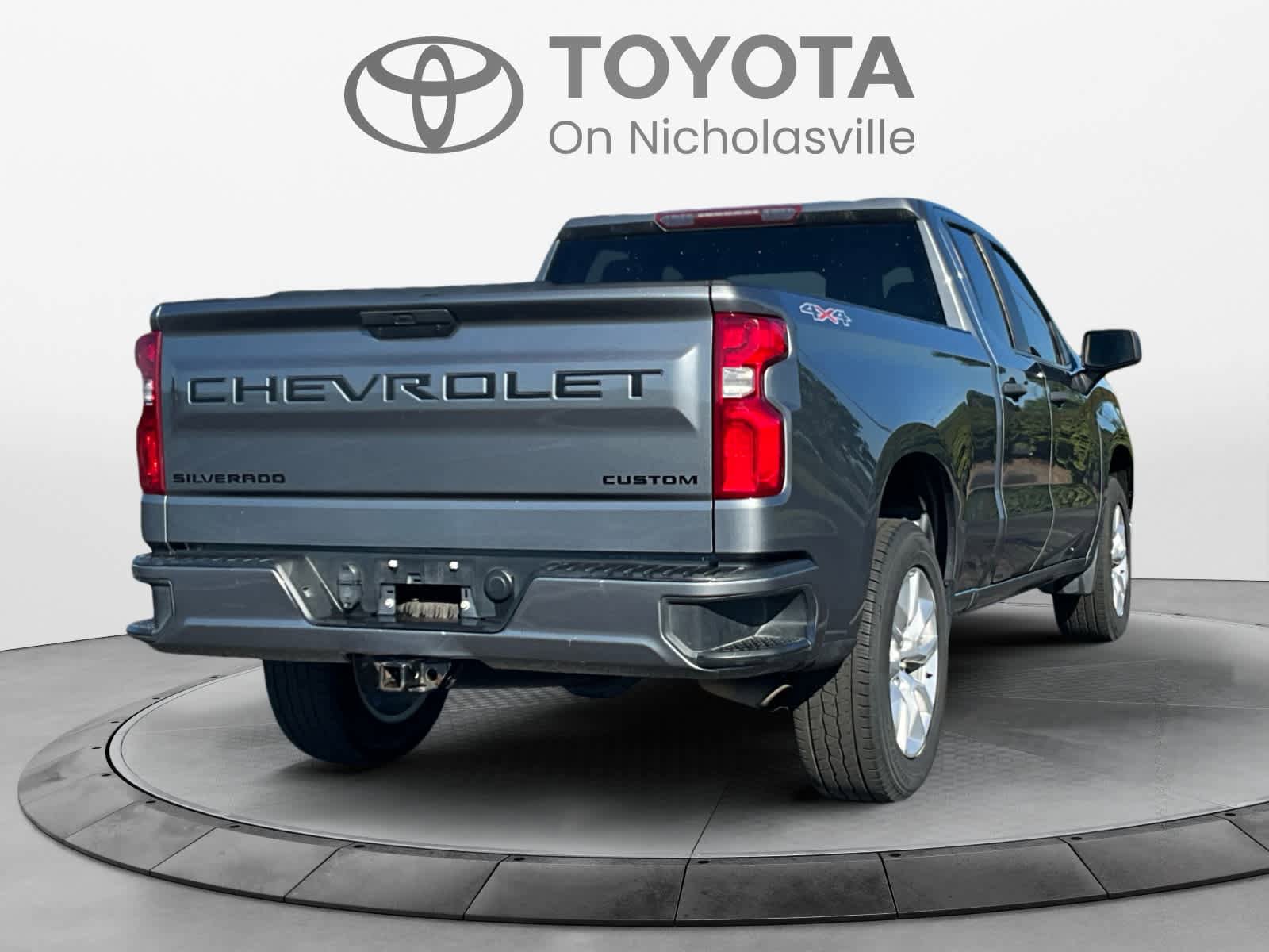 Used 2021 Chevrolet Silverado 1500 Custom w/ LPO, Dark Essentials Package AWD/4WD image 6
