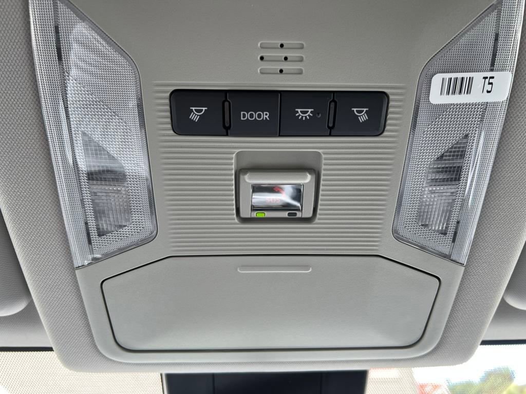 New 2025 Toyota RAV4 LE image 28