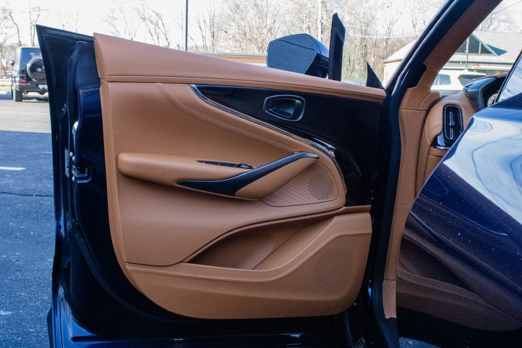 New 2026 Aston Martin DBX 707 AWD/4WD image 8