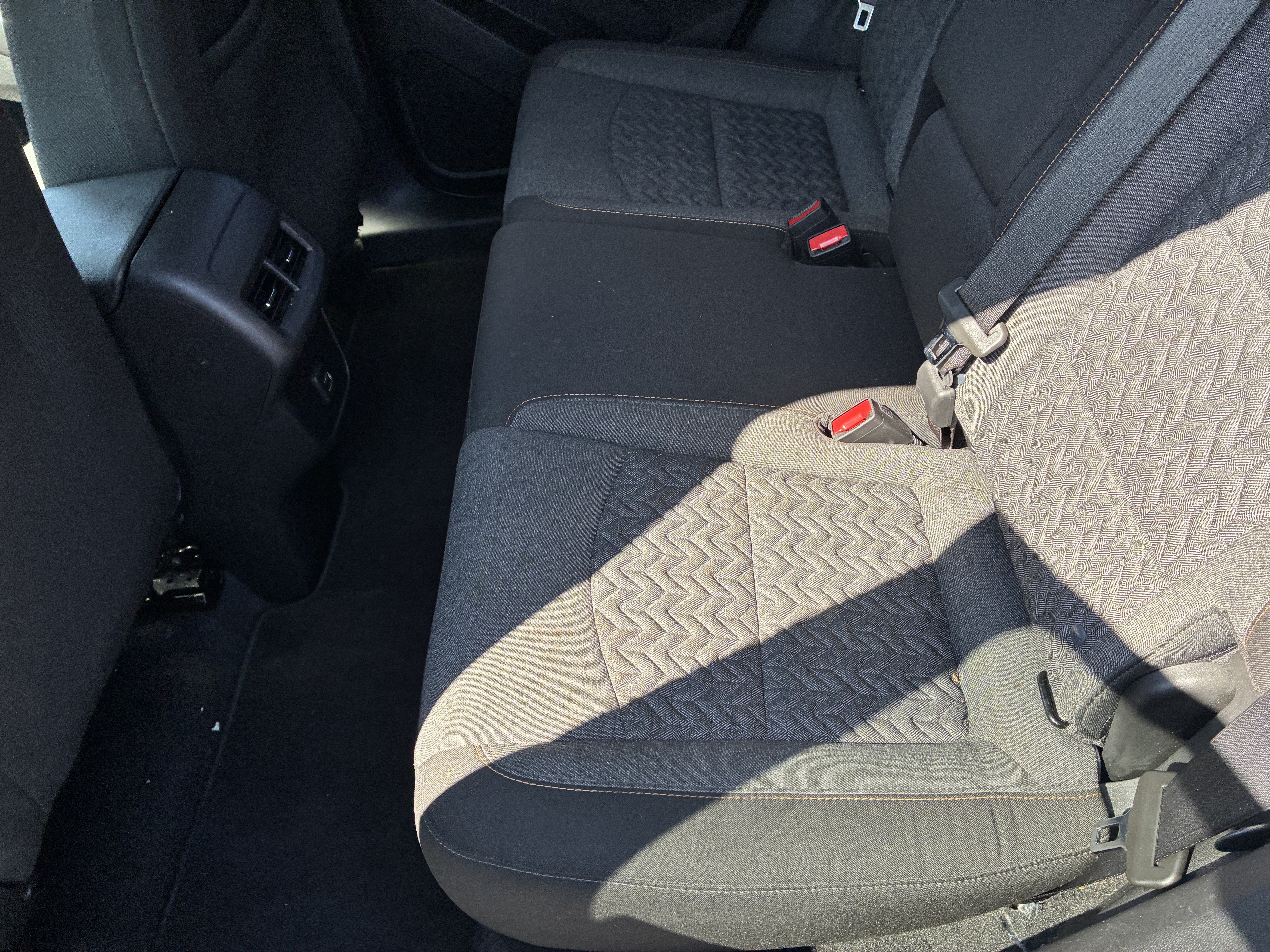 Used 2024 Chevrolet Equinox LT FWD image 15