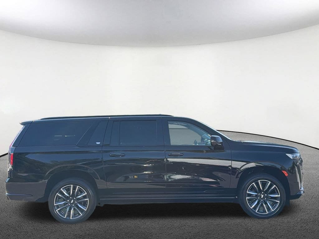 Certified 2024 Cadillac Escalade ESV Sport Platinum w/ LPO, ONYX Package AWD/4WD image 22