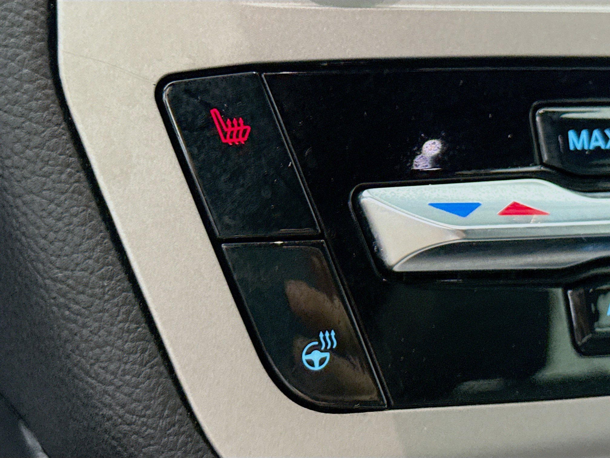 Used 2023 Ford Explorer Timberline w/ Timberline Technology Package image 25