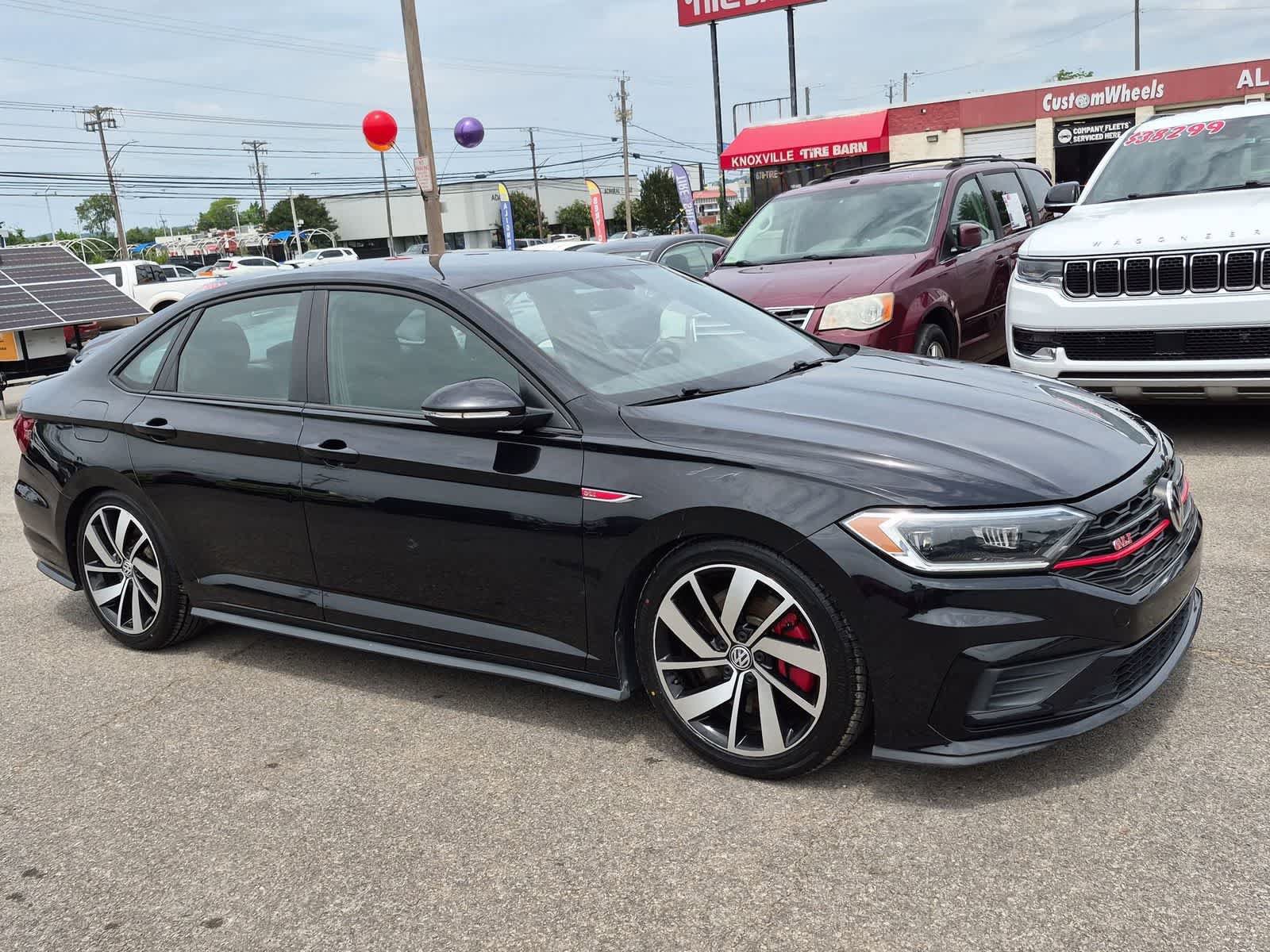 Used 2021 Volkswagen Jetta GLI FWD image 2