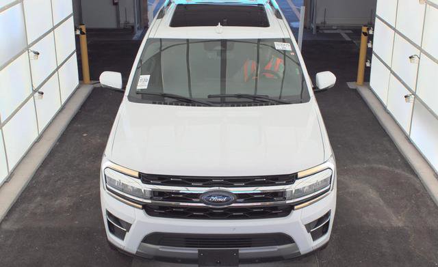 Used 2024 Ford Expedition Max Limited image 2