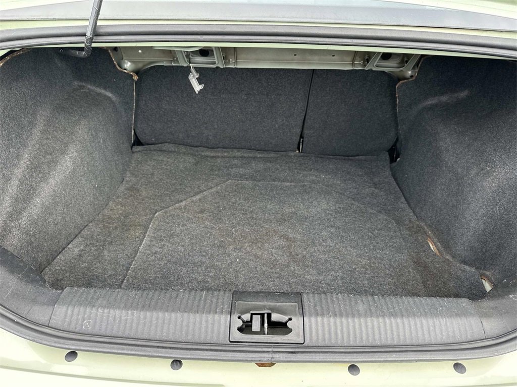 Used 2011 Ford Focus SE image 10