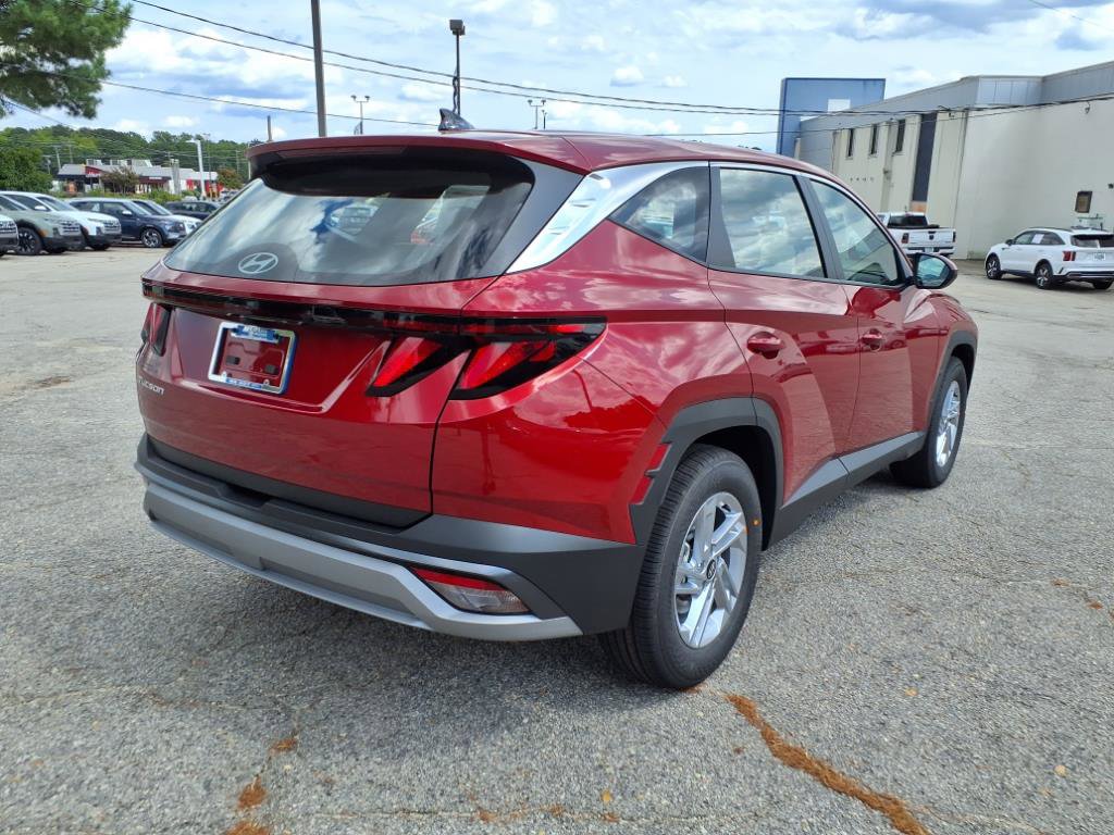 New 2026 Hyundai Tucson SE image 3