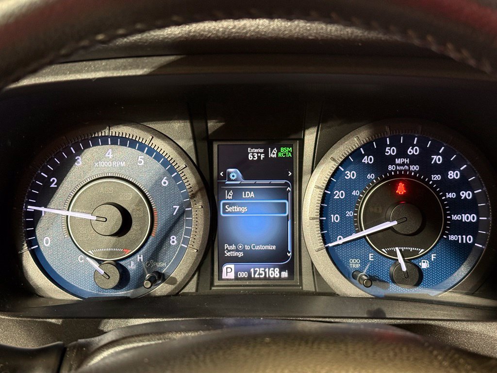 Used 2020 Toyota Sienna XLE w/ Carpet Mat Package FWD image 28