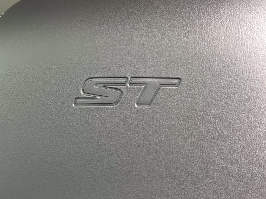 New 2026 Buick Envision Sport Touring AWD/4WD image 12
