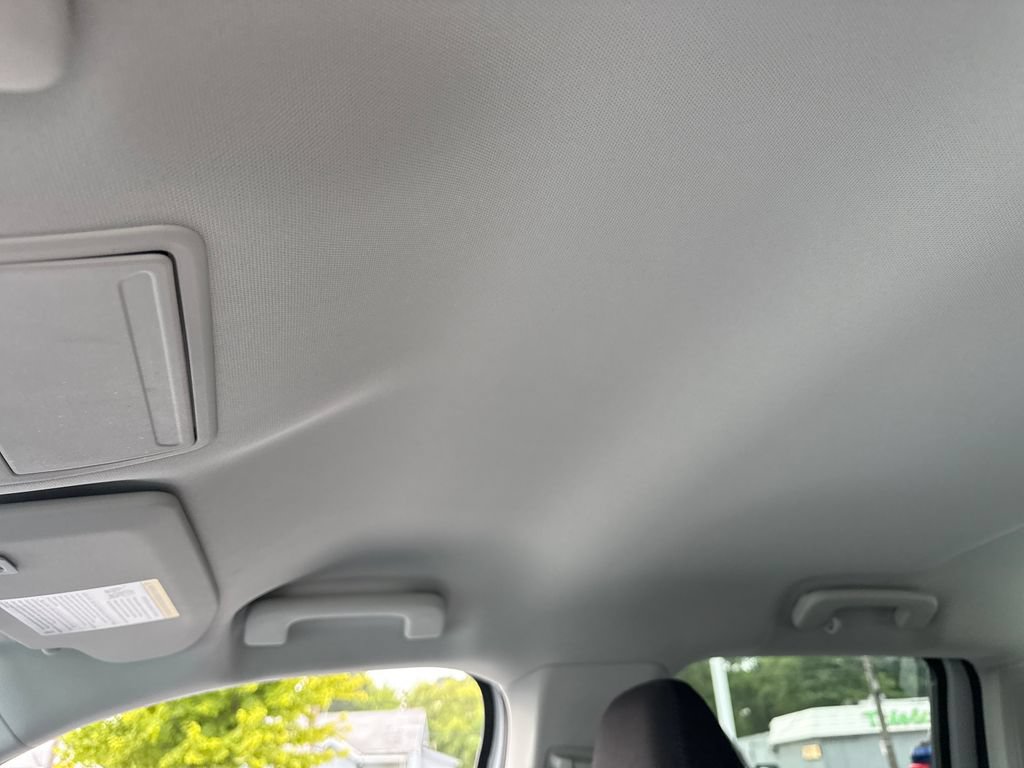 Used 2025 Ford Maverick XL FWD image 39